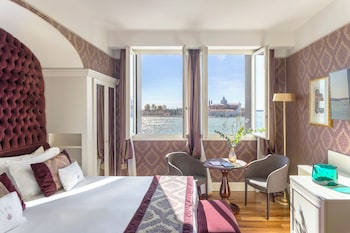 Deluxe Room, Lagoon View