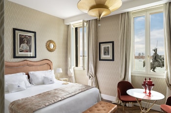 Deluxe Room, Lagoon View