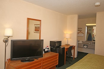 Room, 1 King Bed, Smoking