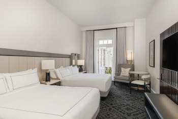 Room, 2 Queen Beds, Balcony