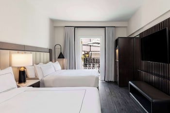 Room, 2 Queen Beds, Pool View (Cabana)