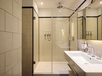 Deluxe Room, 1 Double or 2 Twin Beds