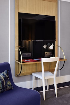 Deluxe Room, 1 Double or 2 Twin Beds