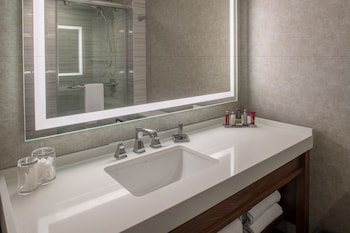 Room, 2 Double Beds (Mobility/Hearing Accessible, Tub)