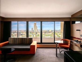 Junior Suite, 1 Queen Bed