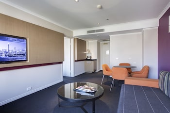 Junior Suite, 1 Queen Bed