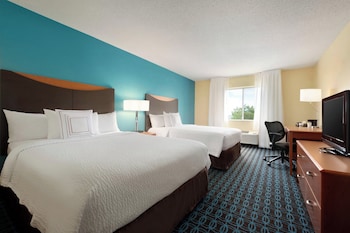 Room, 2 Queen Beds (Hearing Accessible)