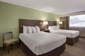 Standard Room, 2 Queen Beds, Non Smoking, Refrigerator & Microwave