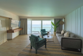 Royal Suite Double Ocean View