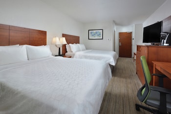 Standard Room, 2 Queen Beds