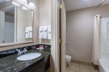 Double Room, 2 Double Beds, Accessible
