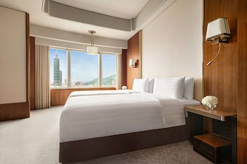 Plaza Suite Twin Room