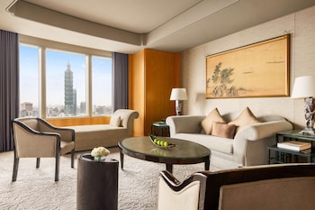 Specialty Suite