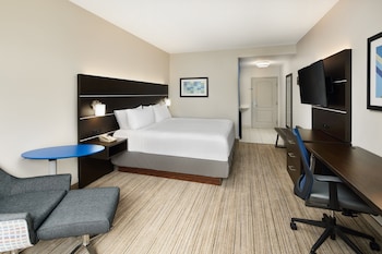 Standard Room, 1 King Bed (Leisure)