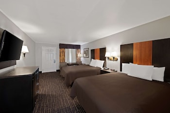 Standard Room, 2 Queen Beds, Non Smoking, Refrigerator & Microwave