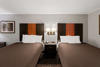 Standard Room, 2 Queen Beds, Non Smoking, Refrigerator & Microwave