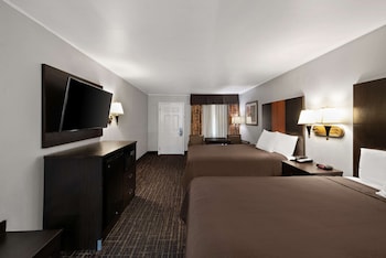 Standard Room, 2 Queen Beds, Non Smoking, Refrigerator & Microwave