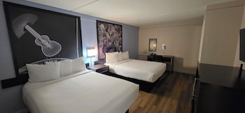 Room, 2 Queen Beds, Non Smoking (Efficiency)