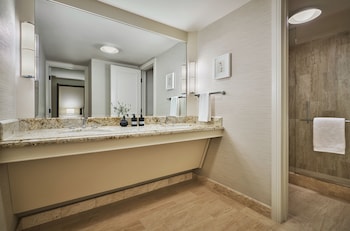Newport Residential Suite