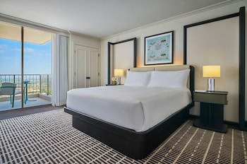 Newport Residential Two Bedroom King Suite