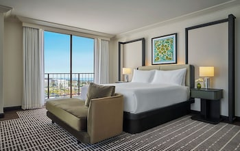 Grand One Bedroom Suite