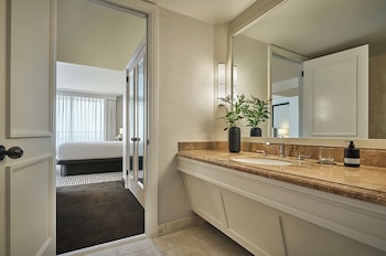 Balboa One Bedroom Suite