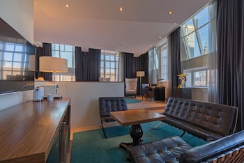 Suite, Canal View (Amsterdam)