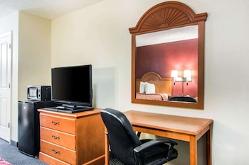 Standard Room, 2 Queen Beds, Non Smoking