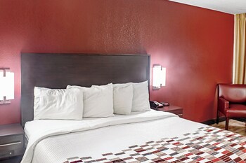 Superior Room, 1 King Bed (Jetted Tub, Smoke Free)