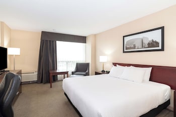 Standard Room, 1 King Bed