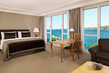 Suite, 1 Bedroom, Lake View