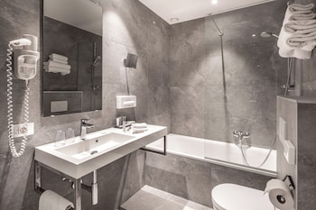 Comfort Double or Twin Room