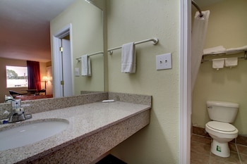 Standard Room, 2 Queen Beds, Non Smoking