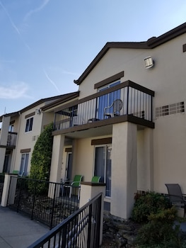 Deluxe Room, 2 Queen Beds (Balcony or Patio)