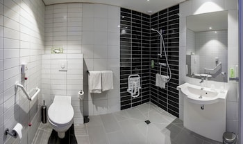 Standard Room, 1 Double Bed, Accessible (Roll-In Shower)