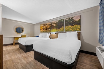 Room, 2 Double Beds, Accessible, Non Smoking (Mobility)