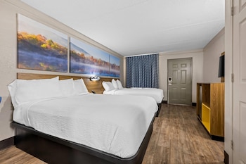 Room, 2 Queen Beds, Non Smoking