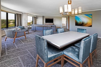 Suite, 1 King Bed (Parlor)