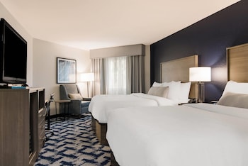 Standard Room, 2 Queen Beds, Non-Smoking