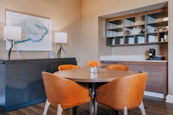 Club Ocean View Prime Executive Suite Accessible