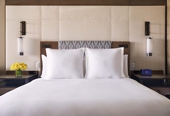 Deluxe Ocean View Room