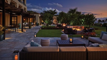 Lokelani Three-Bedroom Presidential Suite