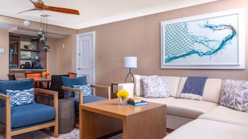 Ocean Front Prime One Bedroom Suite