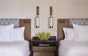 Deluxe Garden View Room