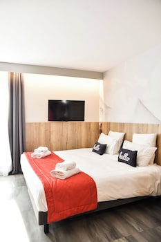 Room, Multiple Beds