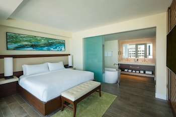 Sirene, Age 21 Only, 2 adults only, Gulf View Guest room, 1 King