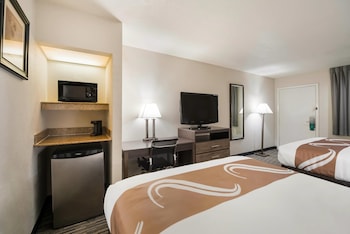 Standard Room, 2 Queen Beds, Non Smoking