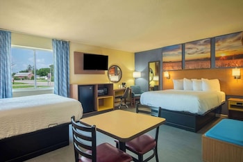 Room, 1 King Bed, Accessible, Non Smoking