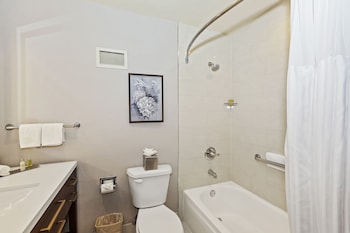 Junior Suite, 1 King Bed