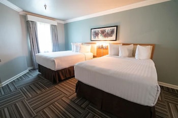 Pet Friendly Monarch 2 Double Beds